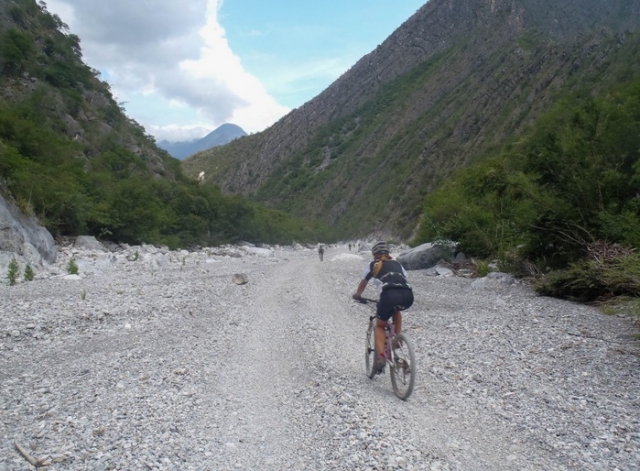  Cycling guides 